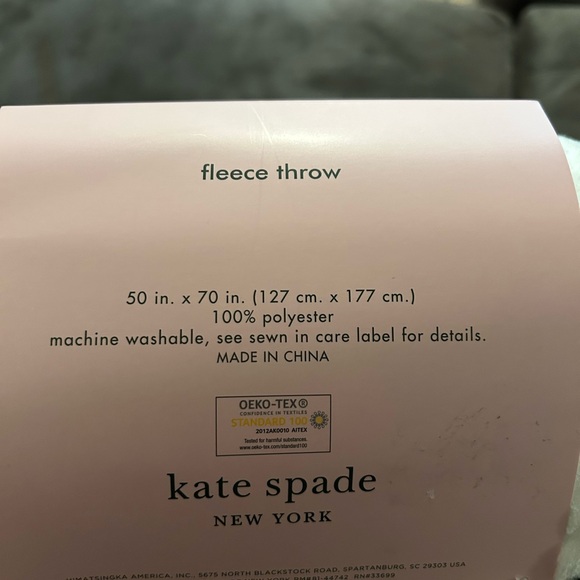 Kate Spade Christmas/Holiday throw blanket - Picture 2 of 3